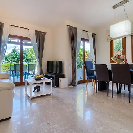 3 Bedroom Theo With Private Pool, Aphrodite Hills * Kouklia